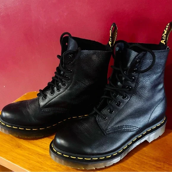 Dr. Martens Pascal Docs Black Leather Boots Size 6 (Euro 37) - Picture 2 of 6